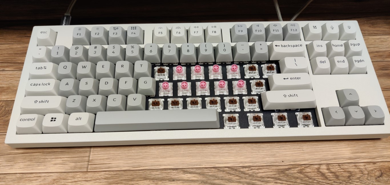 /img/2022/keychron-q3-kailh-silent-pink.jpg